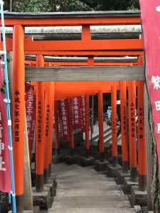 NogiShrine-Torii 1