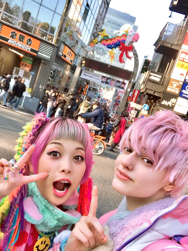 Haruka & NYUN at Takeshita St Entrance Gate, Harajuku Tokyo