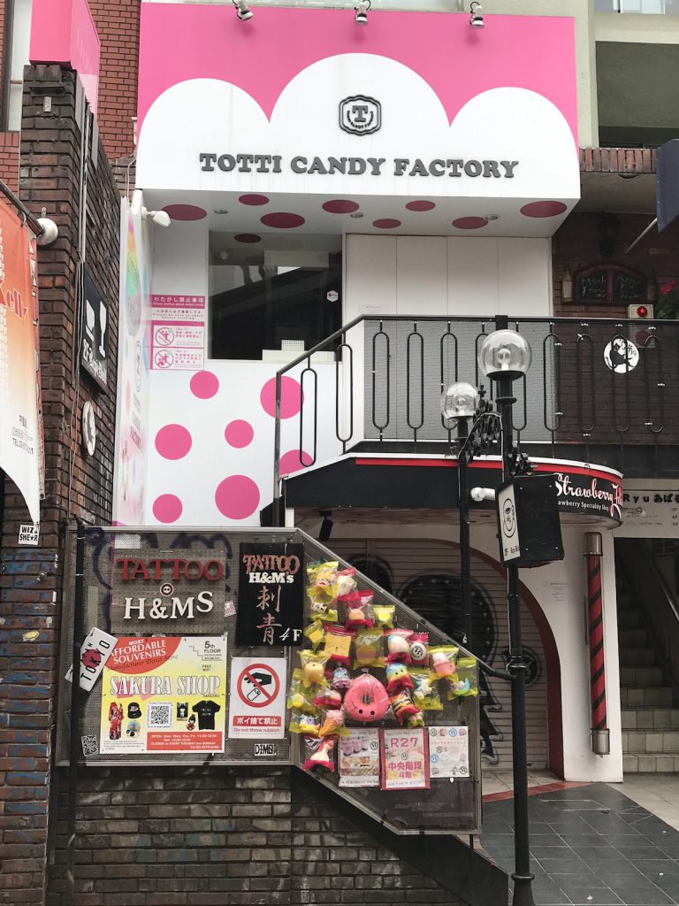 Totti Candy Factory is closed due to a state of emergency. In Harajuku, Tokyo Japan